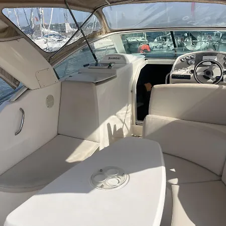보트호텔 Sea Bloom Ii - Night In A Fancy Speedboat *